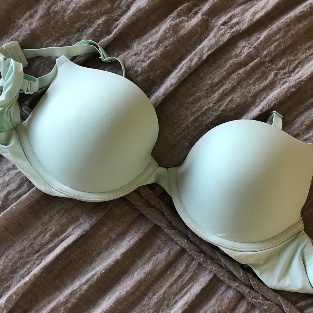 vs pink campus push up